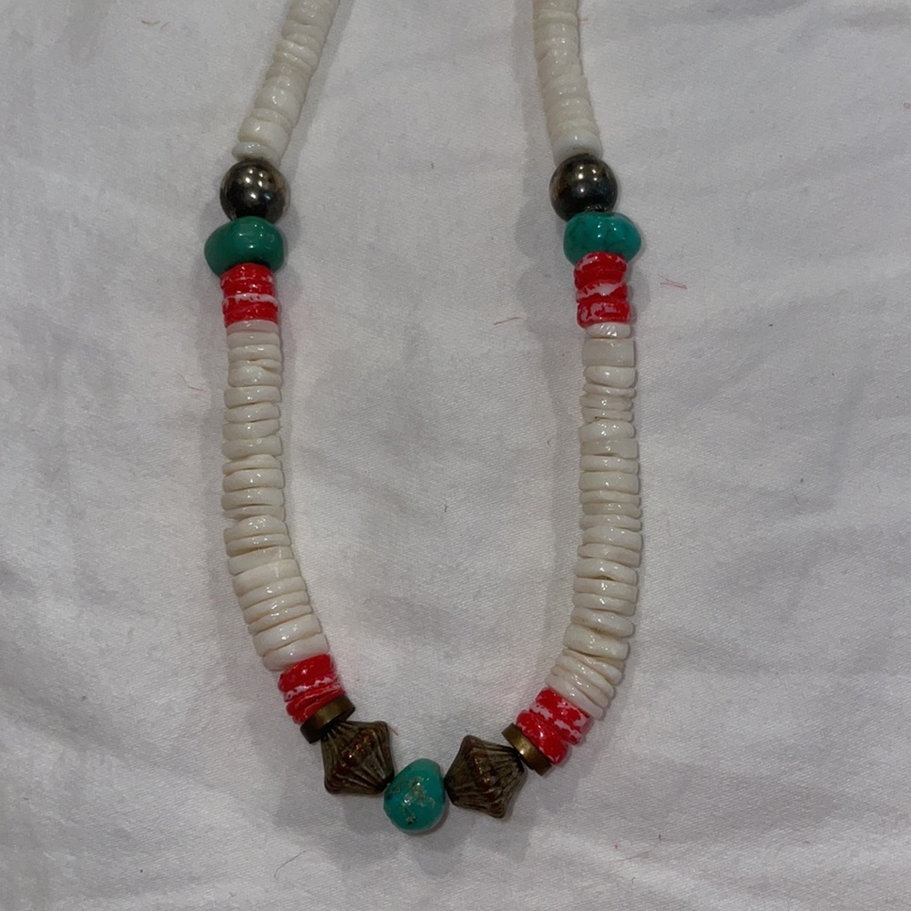 Vintage shell necklace with turquoise beads